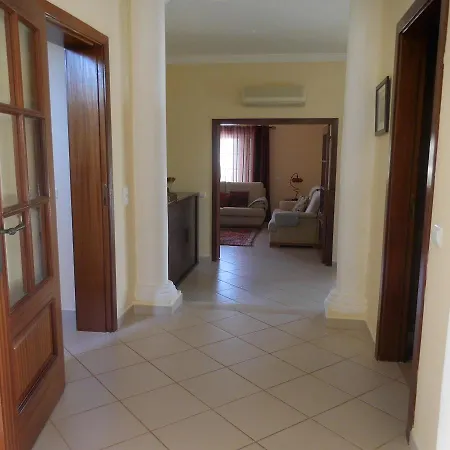 Sol 28 Casa de Férias Quarteira